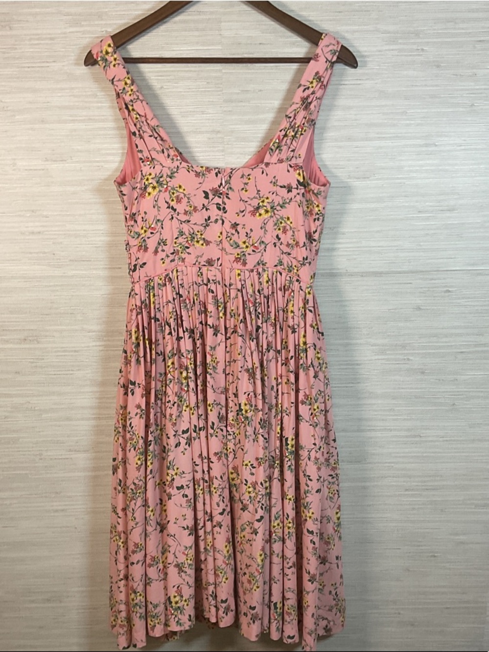 Girl Meets Glam Sarah Dress Sleeveless Pink Floral Midi Size 4 Garden Birds - Picture 7 of 13